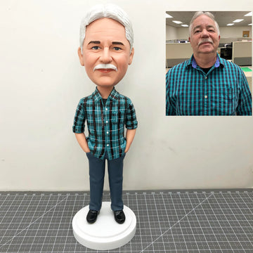 Regalos para Papá Jubilación Muñecos 3D Personalizados con Su Cara y Vestidas con Texto Grabado